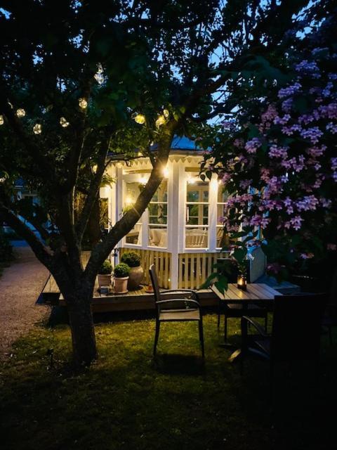 Villa Sol B&B And Hostel Borgholm Exterior photo